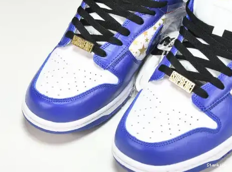 Hyper  Supreme Low Royal DH3228-100 Nike SB Stars Dunk 0513